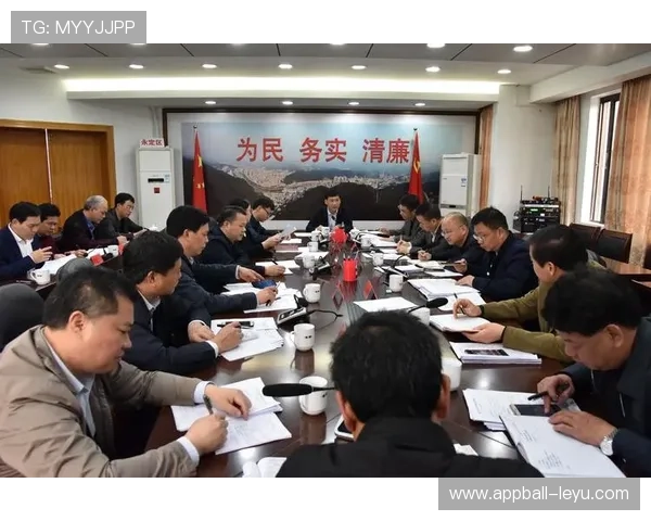 萨维奇式中卫风格：硬核防守+精准调度，打造新闻报道新标杆