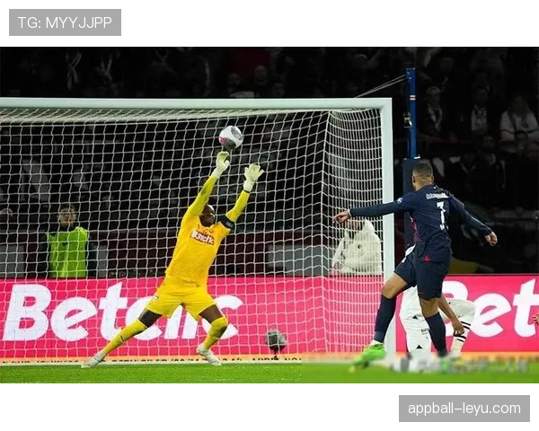 姆巴佩世界波破门助球队关键取胜,状态回暖引关注 姆巴佩世界波破门助球队关键取胜,状态回暖引关注