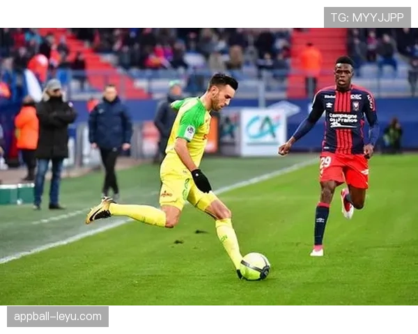 诺伊尔状态回勇，高效发挥助后防固若金汤