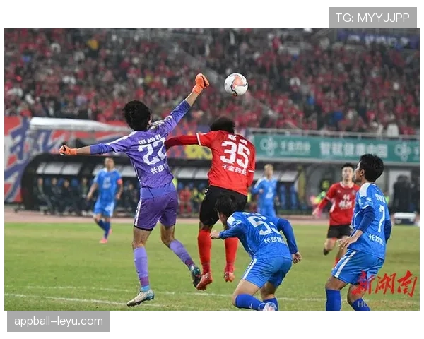 主场之王迎战客场劲旅，巅峰对决引爆本轮联赛