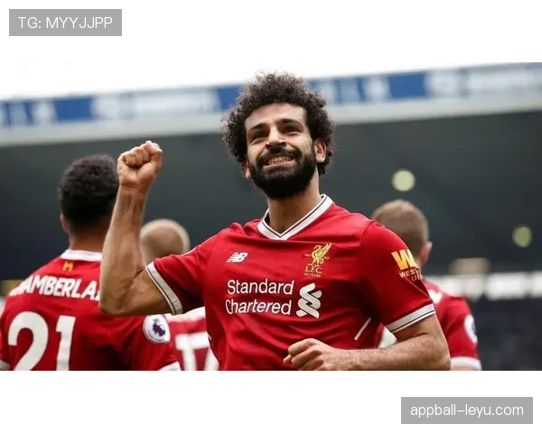 萨拉赫与亨利：跨越时代的足球传奇，惊人相似之处引热议