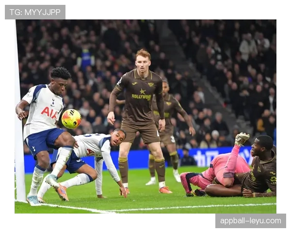 布伦特福德本赛季数据分析：进攻效率提升，防守稳定性增强