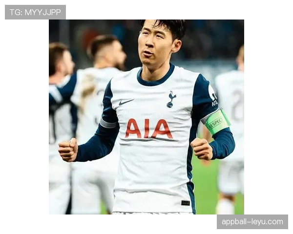 孙兴慜与萨拉赫在进攻转换中分化,展示单点驱动对多点参与趋势 孙兴慜与萨拉赫在进攻转换中分化,展示单点驱动对多点参与趋势